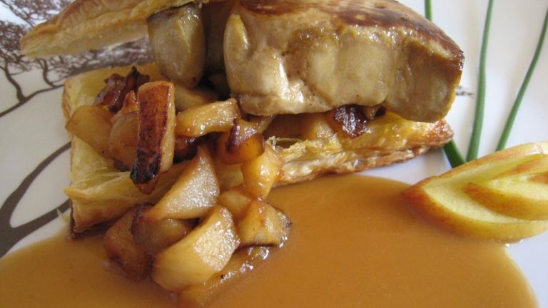 feuilleté de foie gras aux pommes