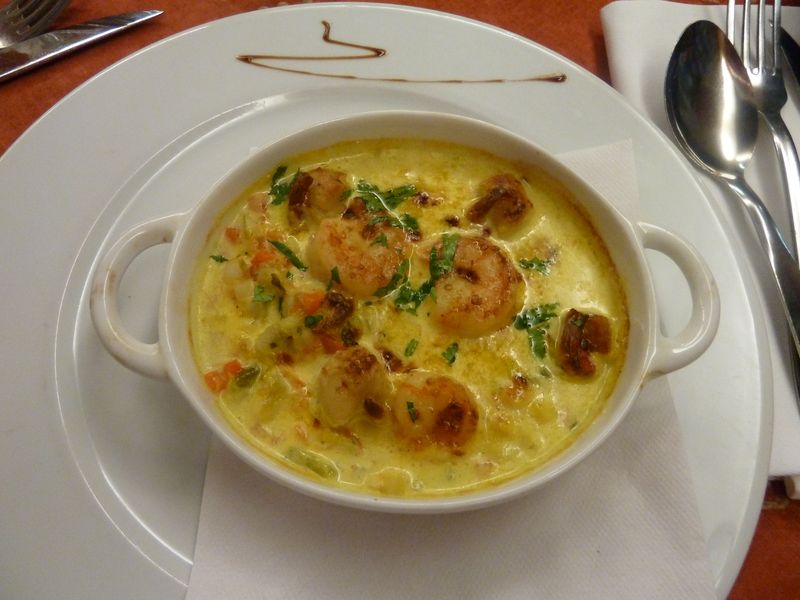 Gratin de saint Jacques et crevettes au safran