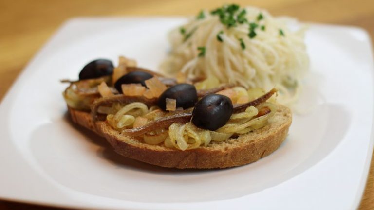 tartine pissaladière