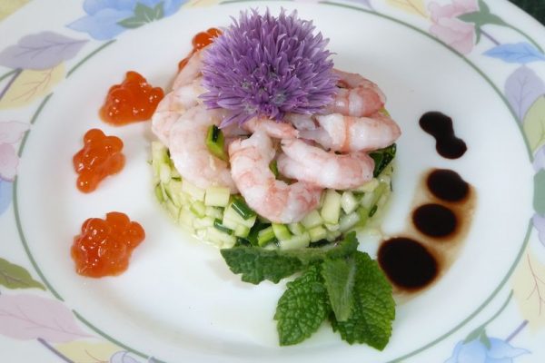 Tartare de courgette aux crevettes