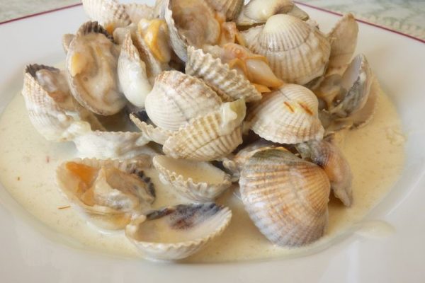 Fricassée de coques au safran