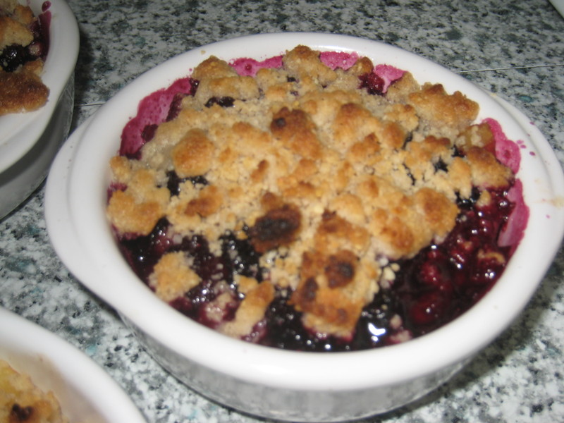 Crumble pomme fruits rouges