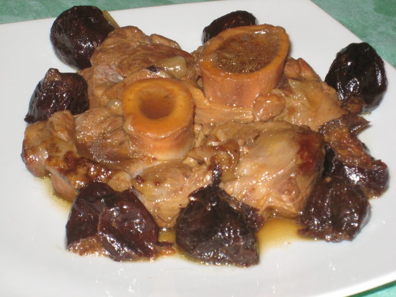 Jarret de veau (osso-buco) aux pruneaux