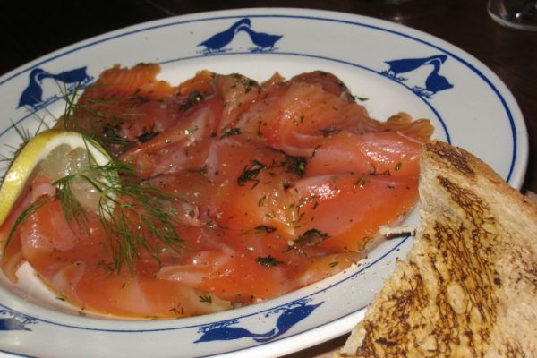 Le saumon mariné à la Scandinave