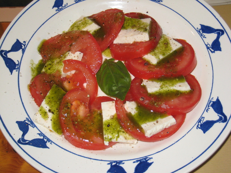 Tomme blanche et tomate au Pesto