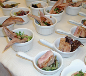 Filets de caille ou aiguillettes de canard gras en amuse-bouche