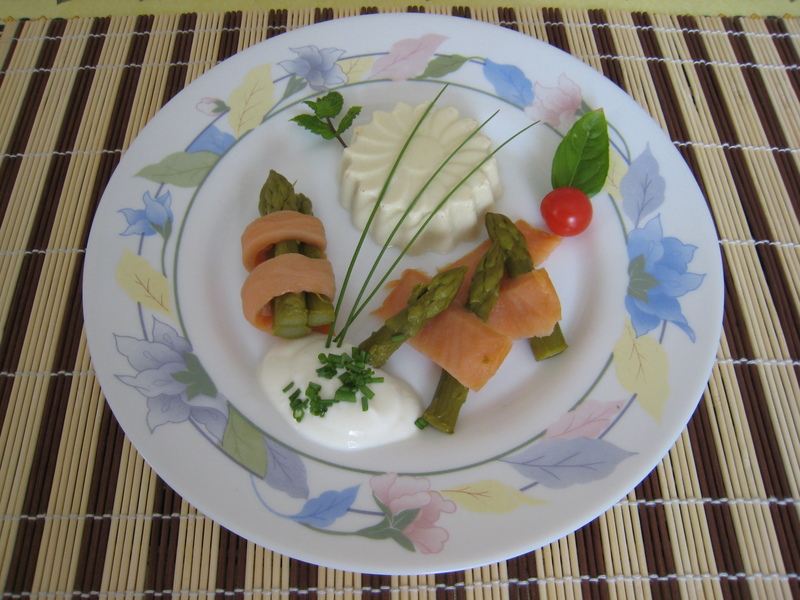 Bavarois d’asperges vertes, saumon fumé