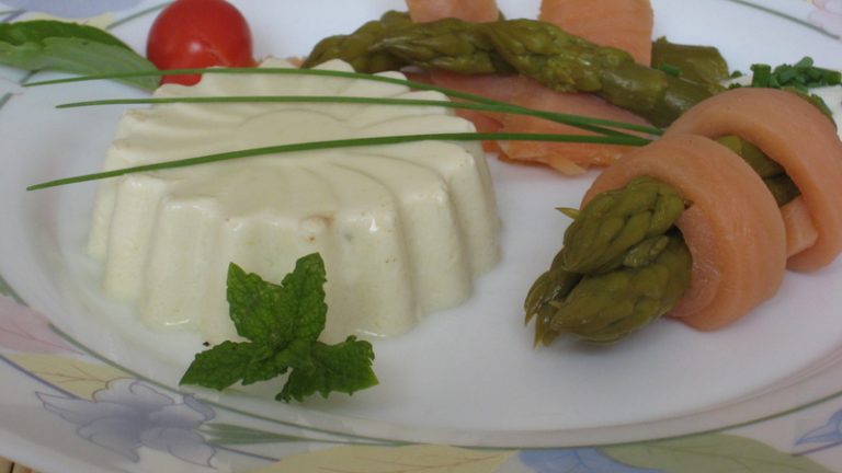 bavarois asperge et saumon fumé