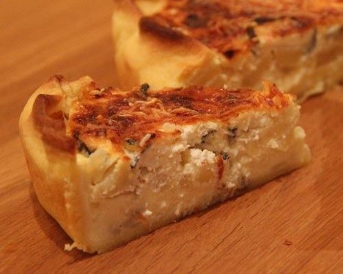 Quiche topinambour, pomme, fromage de chèvre