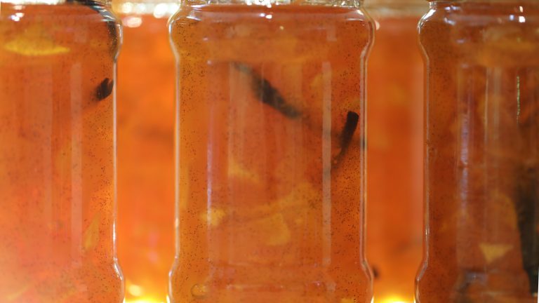 confiture de mangue à la vanille et au Rhum