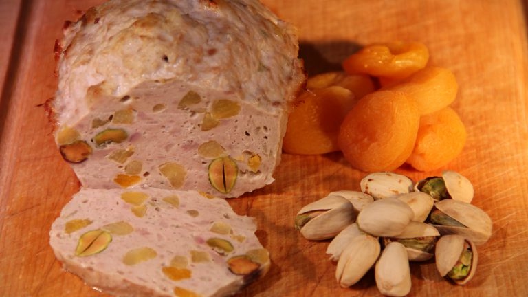 Terrine veau abricot sec et pistache