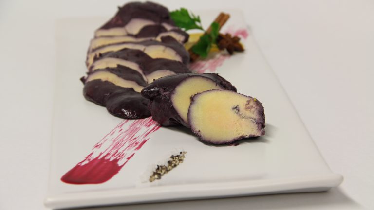 foie gras poché au vin d'épices