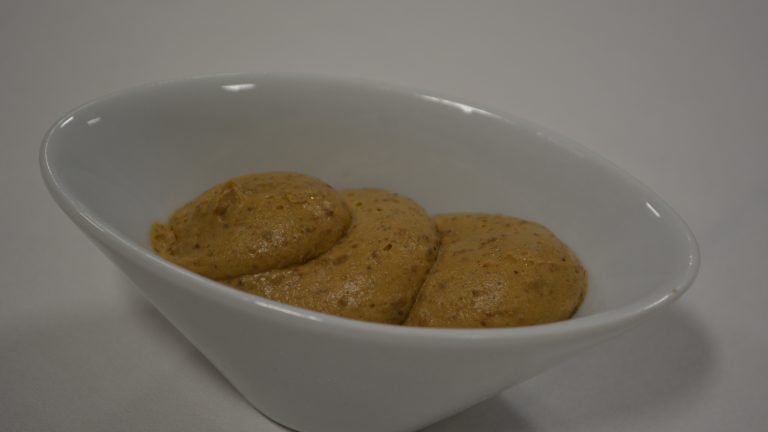 Mousse de foies de volaille et raisins secs