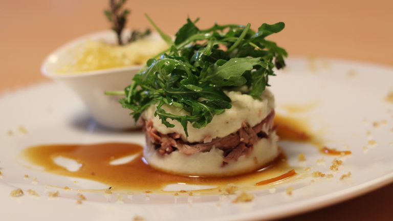 Parmentier de confit de canard et céleri