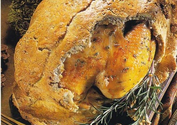 chapon en croûte de sel