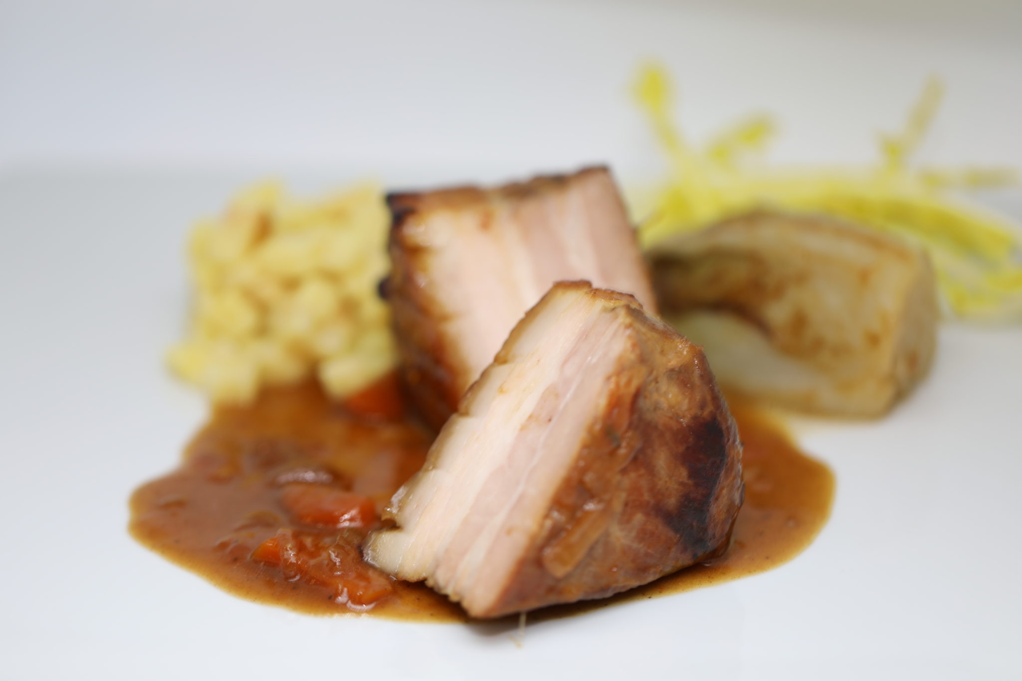 Poitrine de porc braisée sous vide basse température