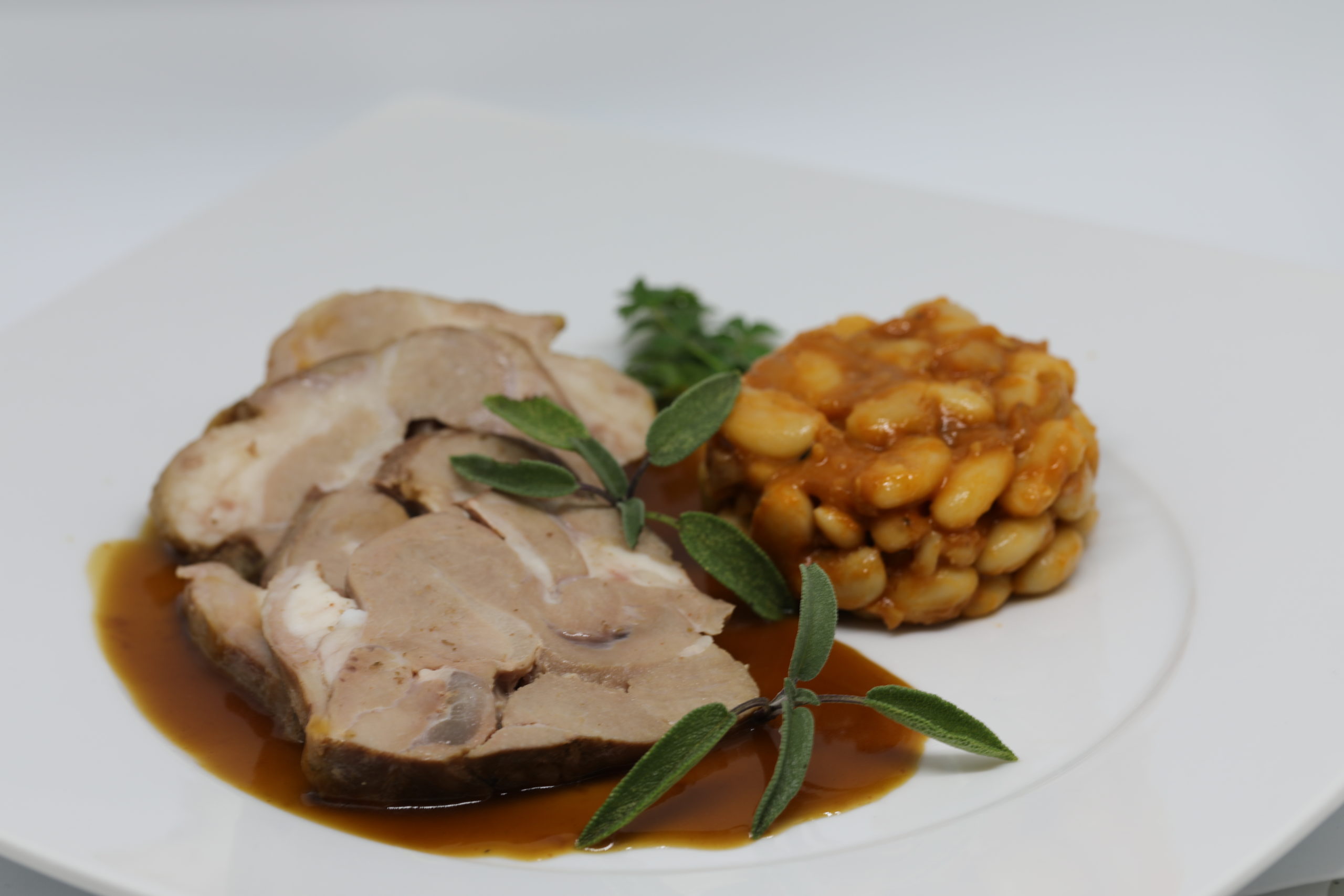 Haricots blancs à la bretonne sous vide basse température