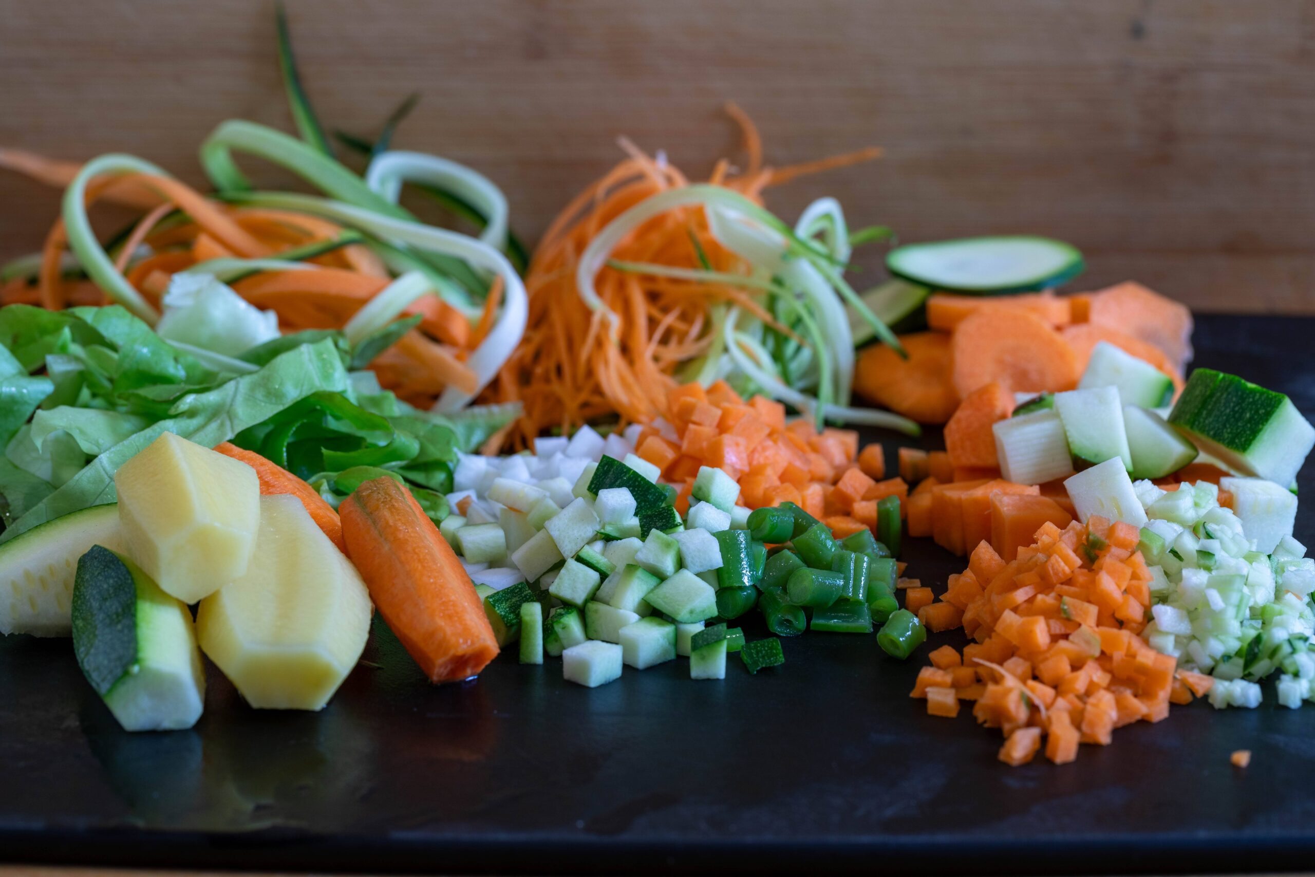 Toutes les coupes différentes des légumes